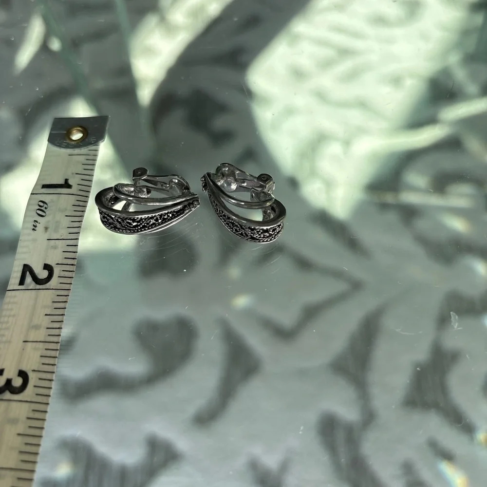 Lia Sophia silver clip on earrings - Picture 2 of 2